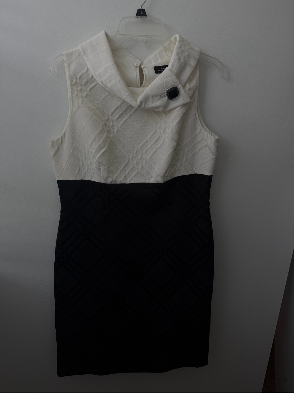 Tahari Sleeveless Two-Tone White and Black Dress